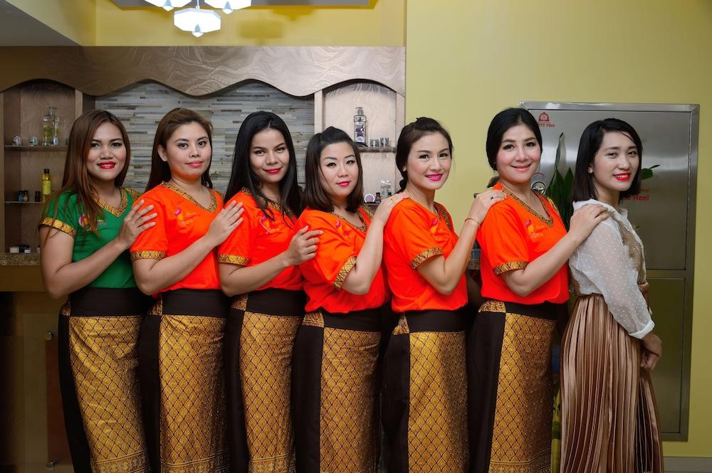 Goldstate Hotel Dubai Bagian luar foto