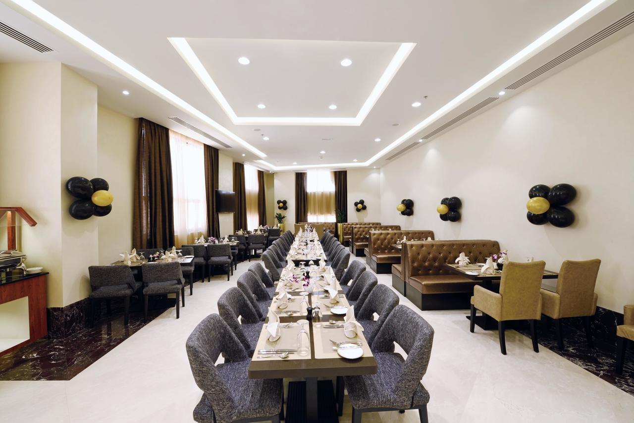 Goldstate Hotel Dubai Bagian luar foto
